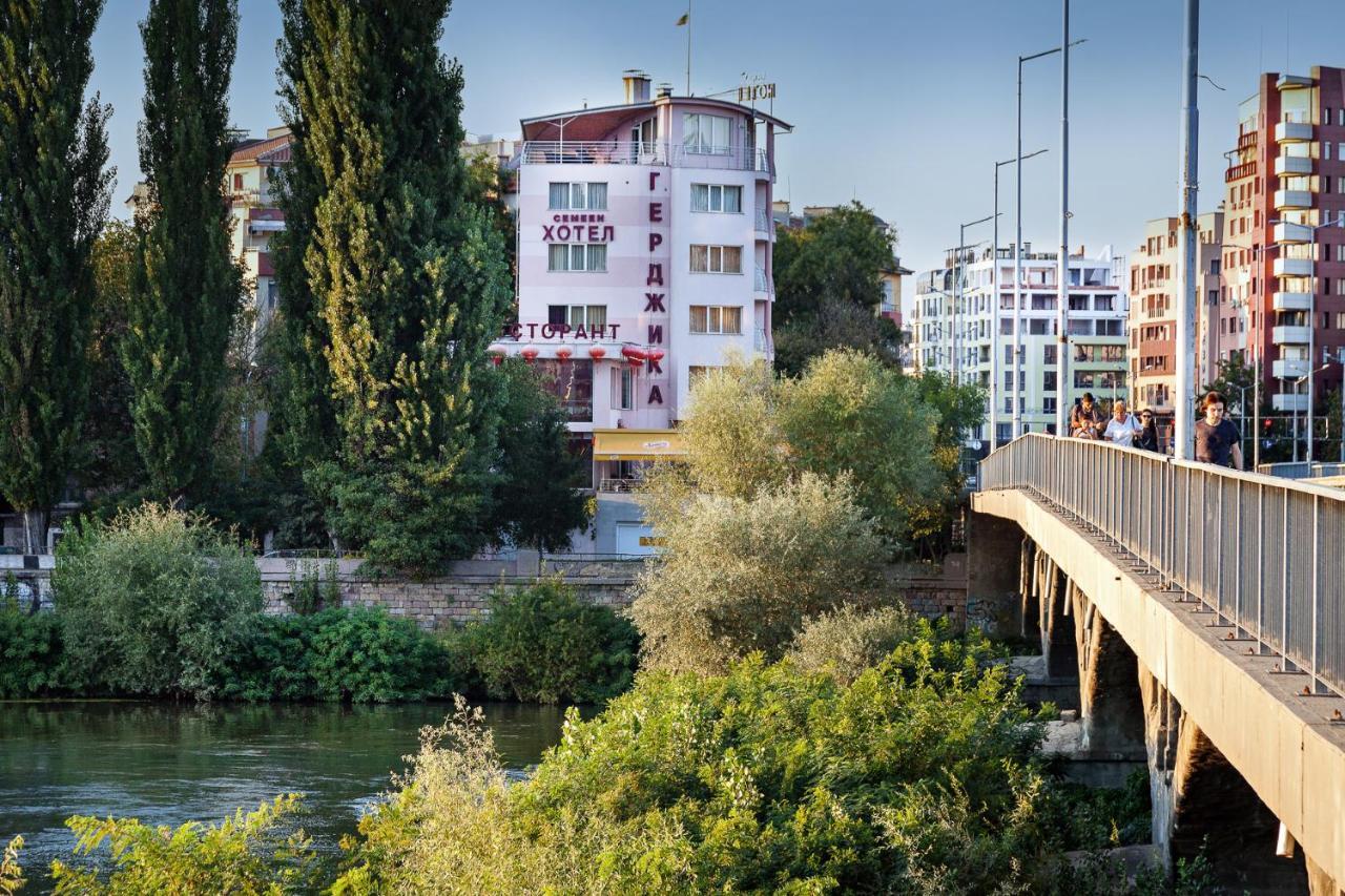 Family Hotel Gerdjika Plowdiw Exterior foto