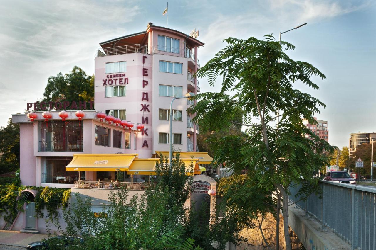 Family Hotel Gerdjika Plowdiw Exterior foto