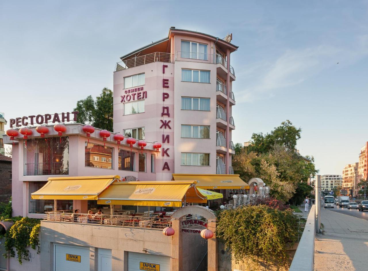 Family Hotel Gerdjika Plowdiw Exterior foto